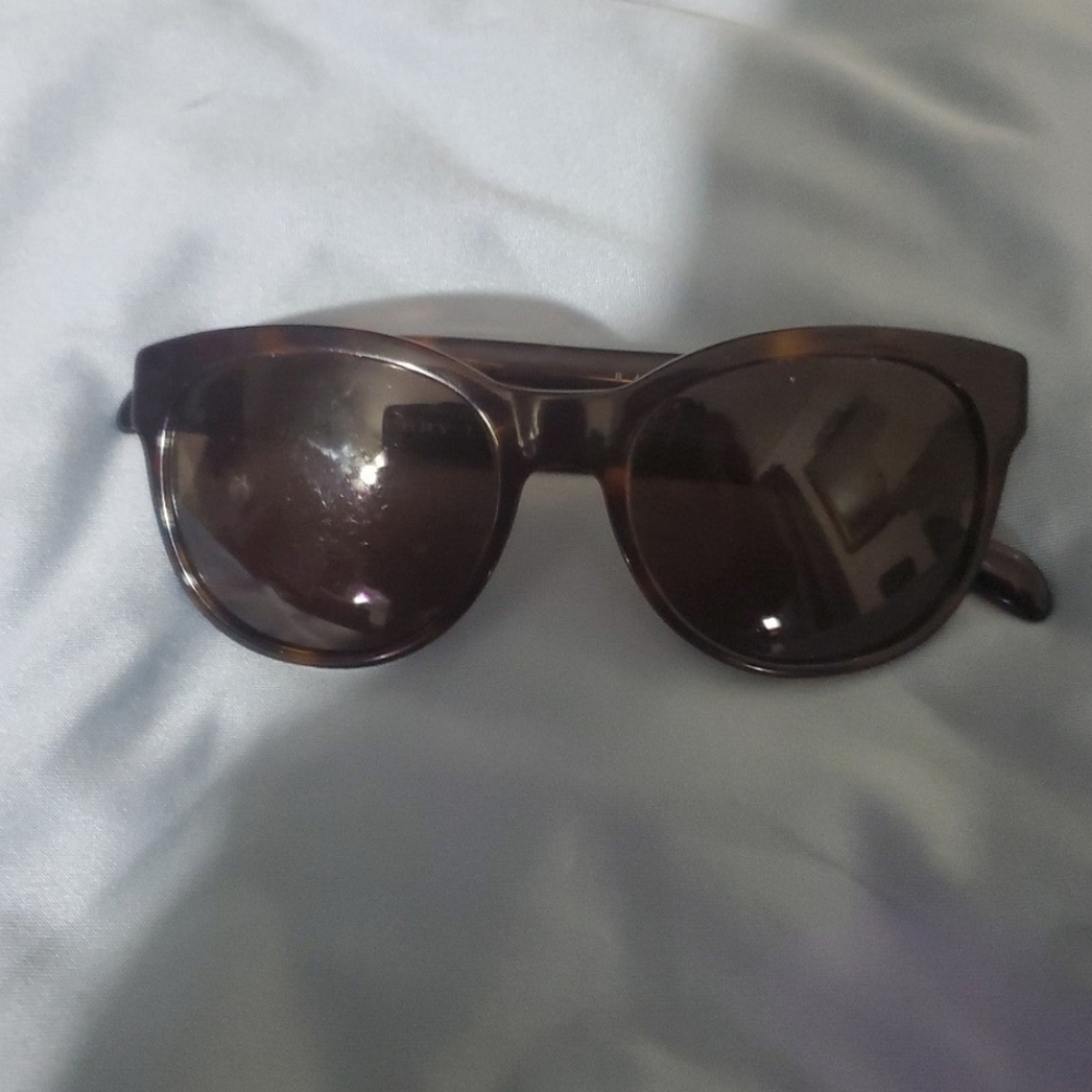 Burberry sunglasses